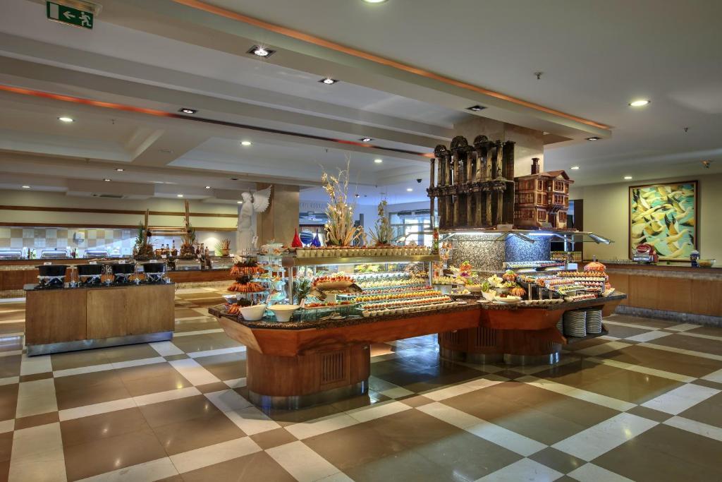 Turecko: Sunis Kumkoy Beach Resort & Spa 5*