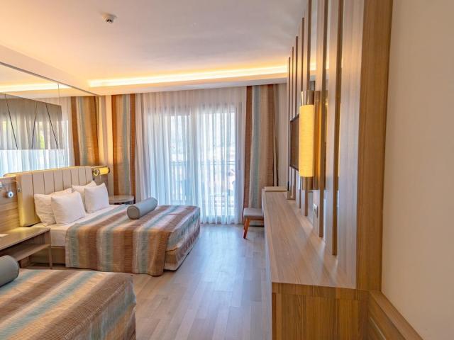 Turecko, Turunc: Turunc Premium Hotel 5*
