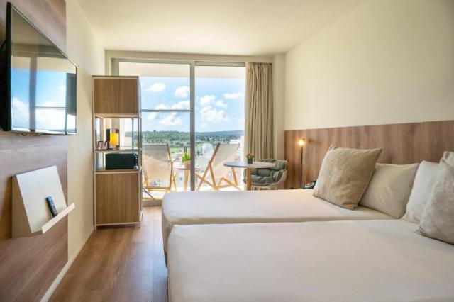 Malorka: INNSiDE Calviá Beach 4*