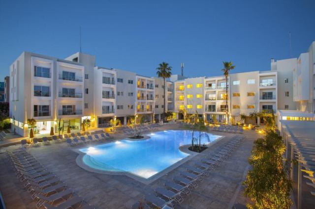 Cyprus, Paphos: Mayfair Hotel 3*+