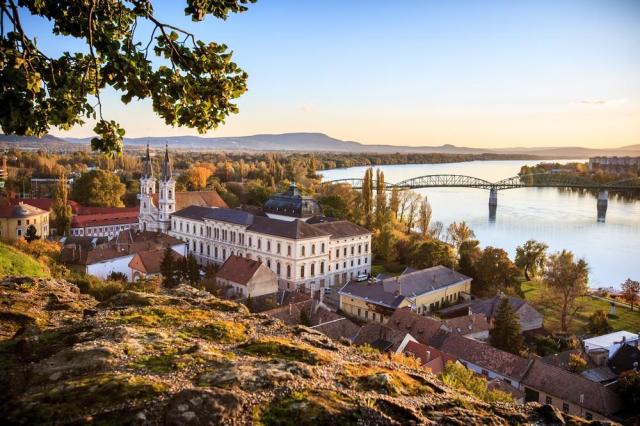 Budapešť, Ostřihom a zámek Gödöllö