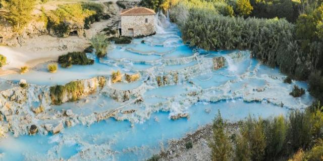 Řím s odpočinkem v termálních lázních Saturnia