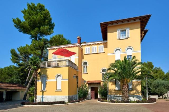 Laguna Bellevue