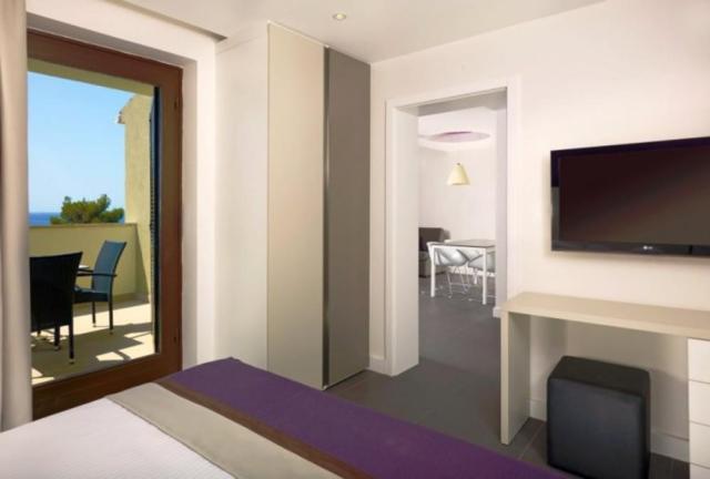 Arena Verudela Beach Resort & Verudela Villas