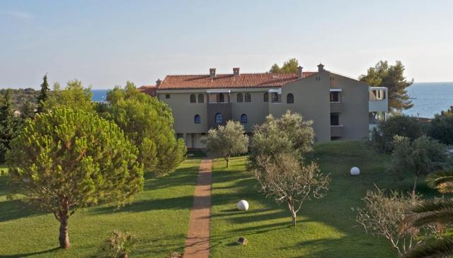 Arena Verudela Beach Resort & Verudela Villas