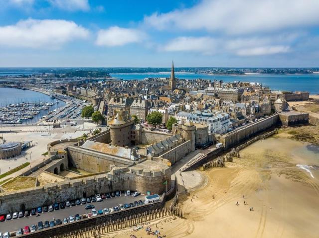 Romantická Bretaň a Normandie s návštěvou Paříže
