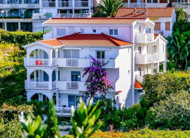 Gradac - Sara vila