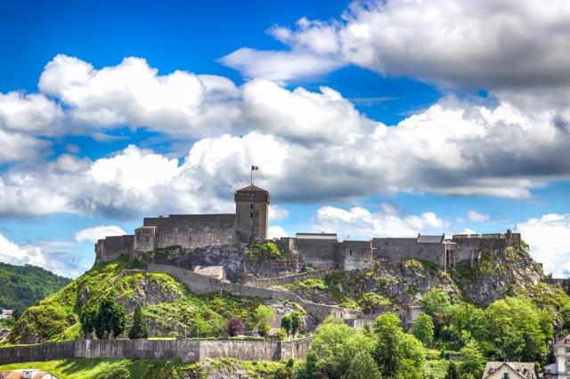 Podhůří Pyrenejí s návštěvou Andorry