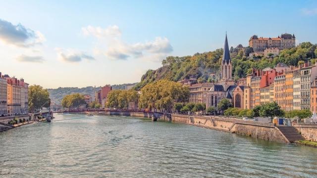Velikonoční Provence se slavností býků