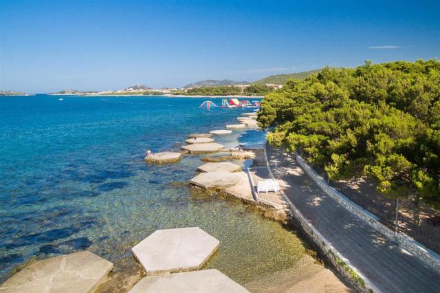 Villa Arausana & Antonina