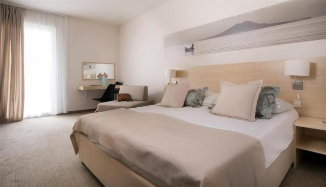 Villa Arausana & Antonina