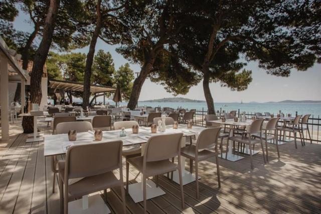 Villa Arausana & Antonina