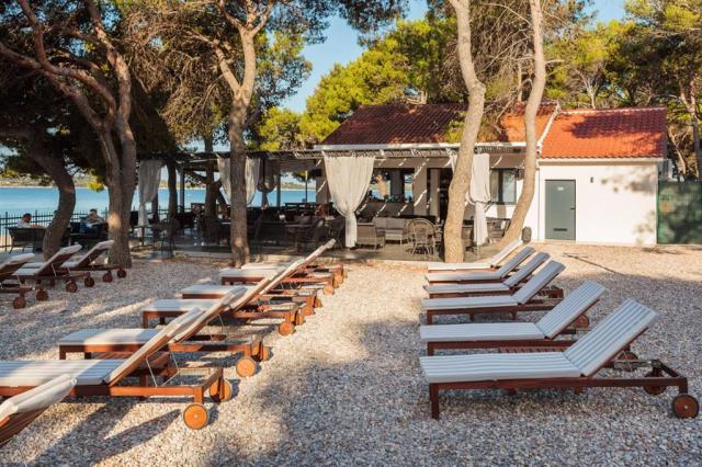 Villa Arausana & Antonina