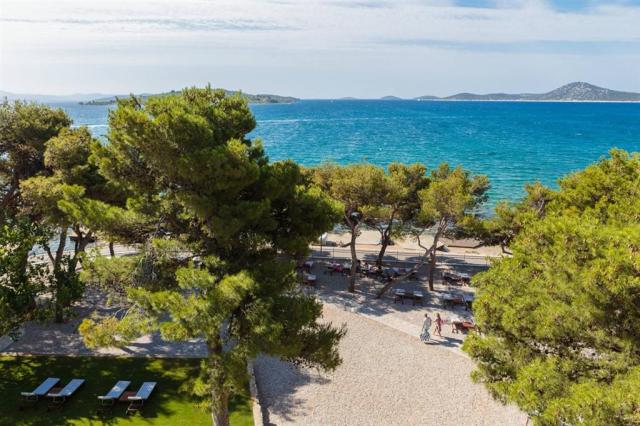 Villa Arausana & Antonina