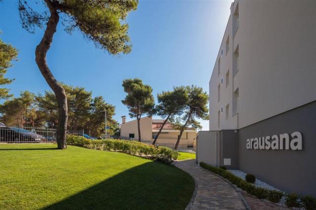 Villa Arausana & Antonina