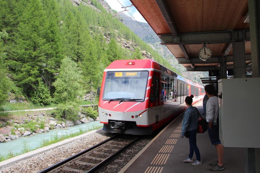 Švýcarsko s výhledy na Matterhorn