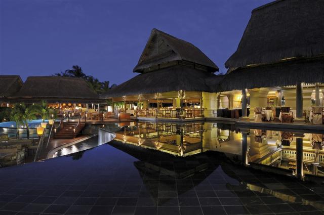 Constance Prince Maurice restaurace s bazénem