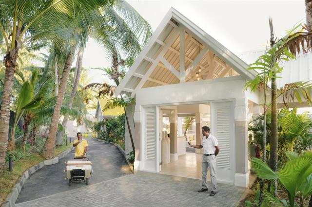Tropical Attitude recepce