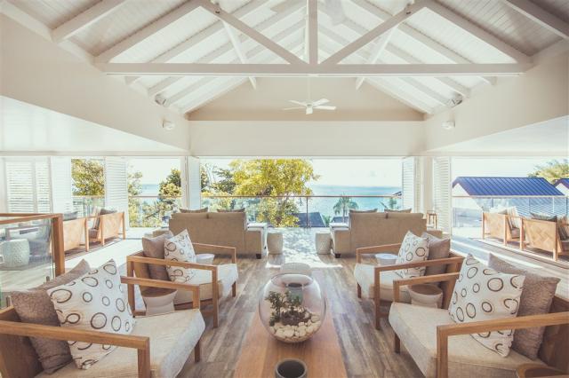 Carana Beach lobby