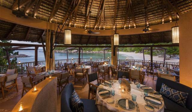 Constance Lemuria restaurace