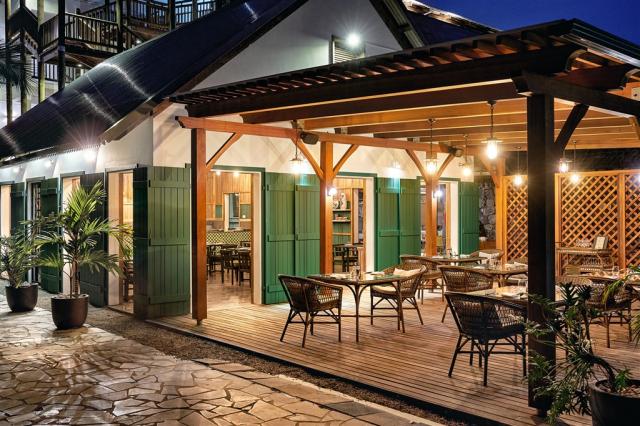 Ravenala Attitude restaurace