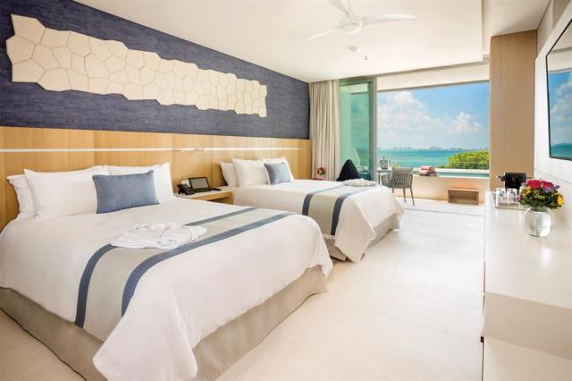 Dreams Vista Cancún Golf & Spa Resort