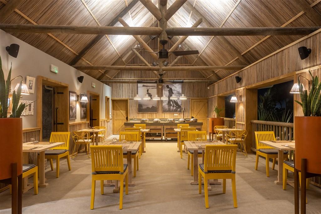 Sunrise Attitude restaurace