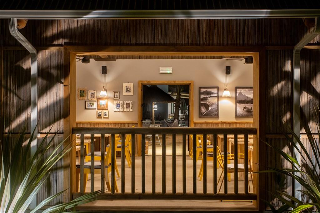 Sunrise Attitude restaurace