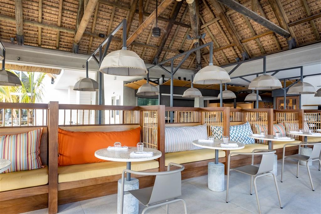 Sunrise Attitude restaurace
