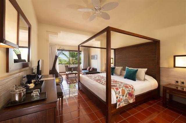 Catalonia Royal Bavaro pokoj junior suite superior