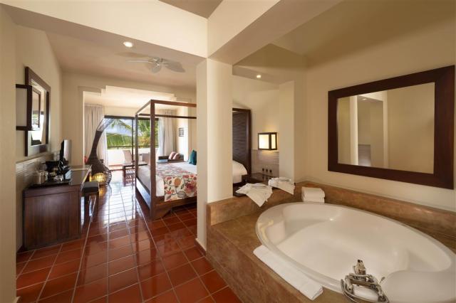 Catalonia Royal Bavaro pokoj junior suite superior