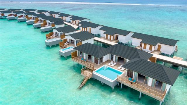 pohled na lagoon residenci s bazénem