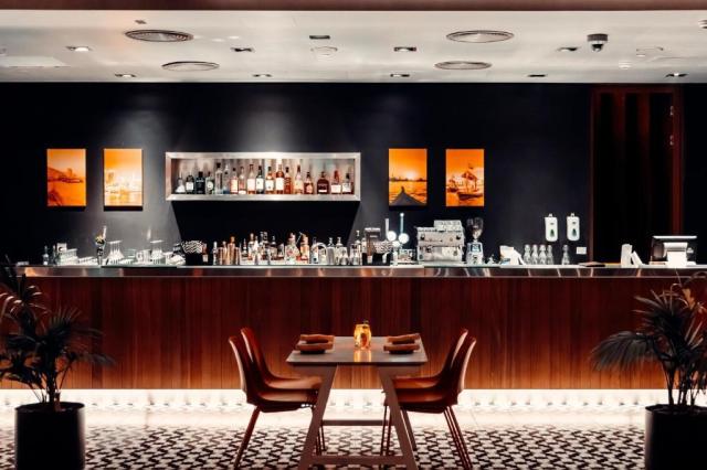 (Interiér) - Bar