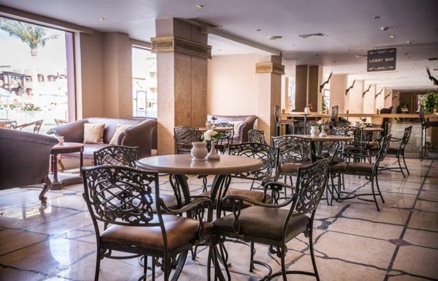 Lobby bar