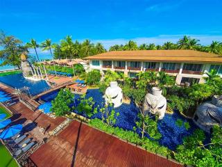 Graceland Khao Lak Beach Resort