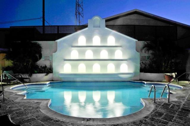 Island Inn