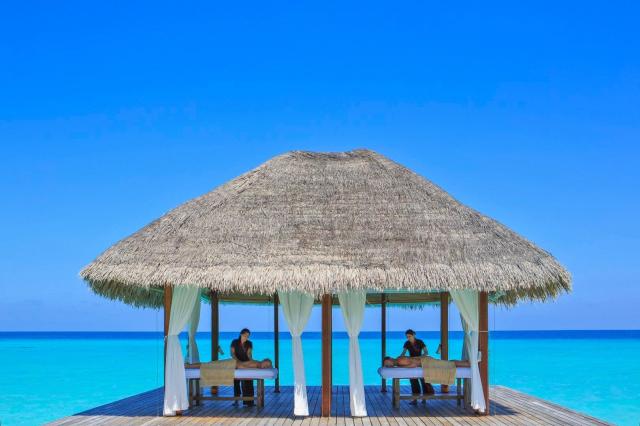 Kuramathi Island Resort