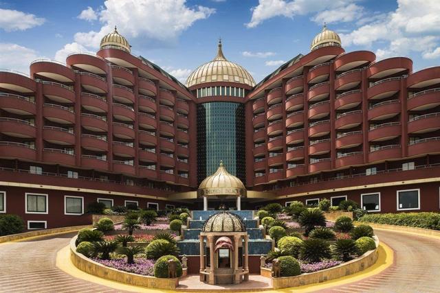 Delphin Palace