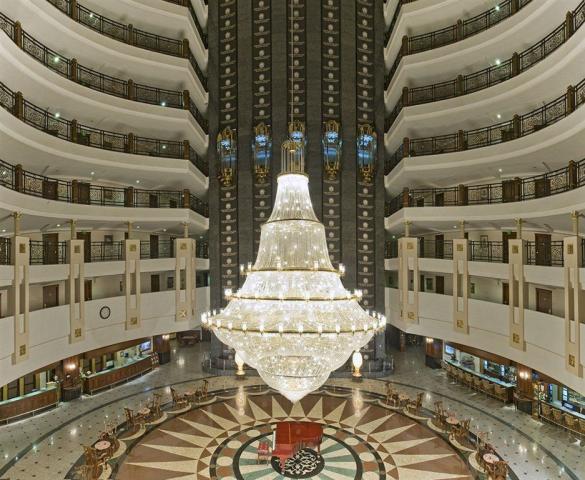 Delphin Palace