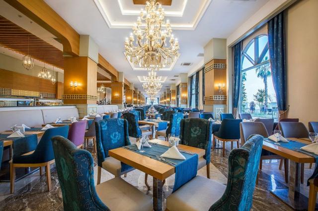 Jadore Deluxe Hotel And Spa