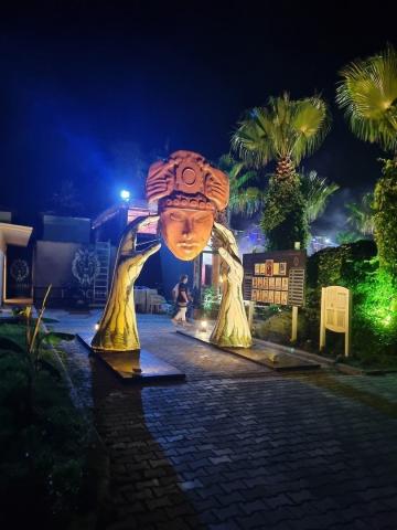Jadore Deluxe Hotel And Spa