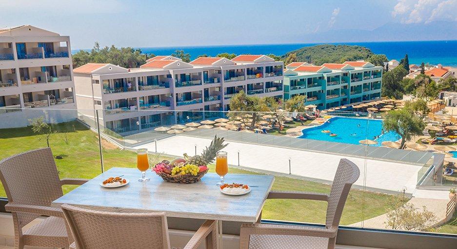 Hotel Robolla Beach Aparthotel