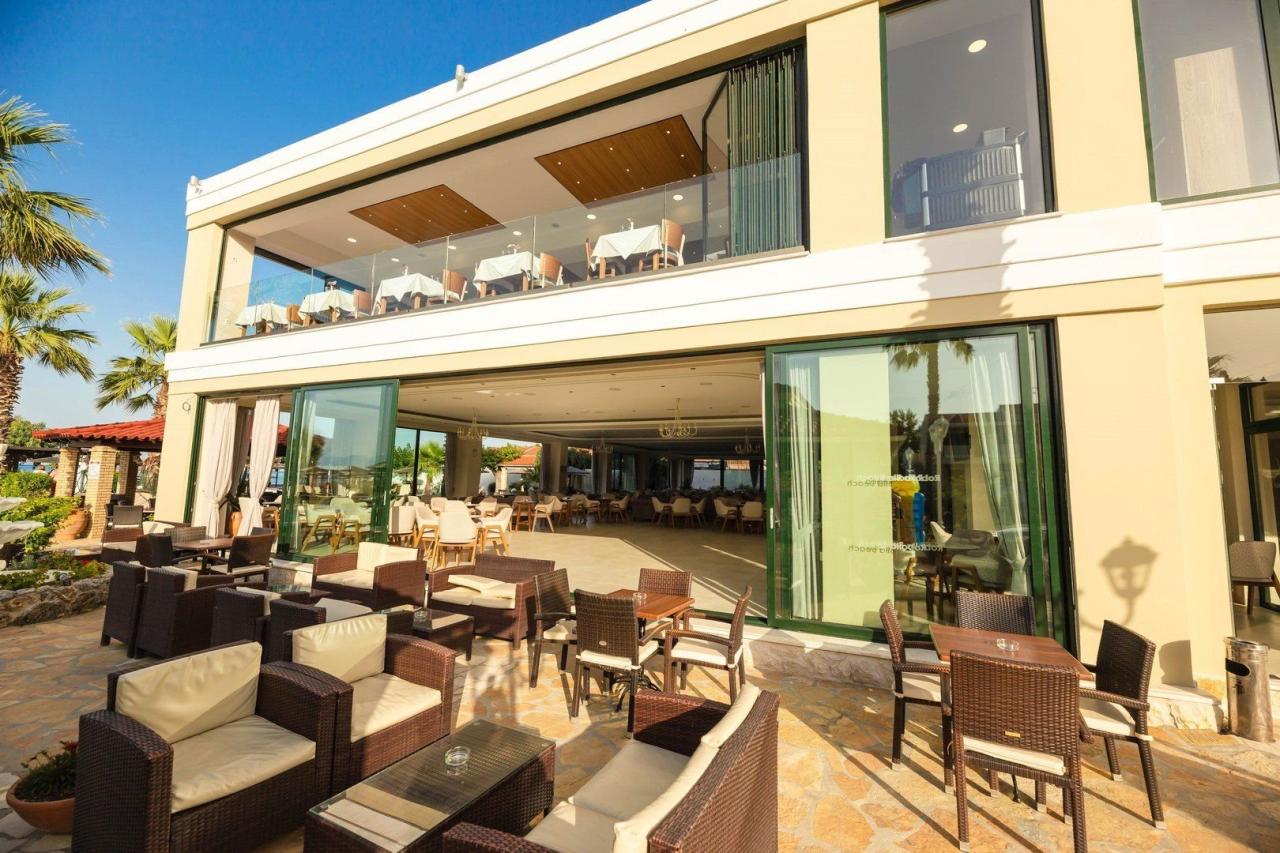 Hotel Robolla Beach Aparthotel