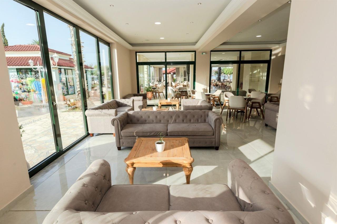 Hotel Robolla Beach Aparthotel
