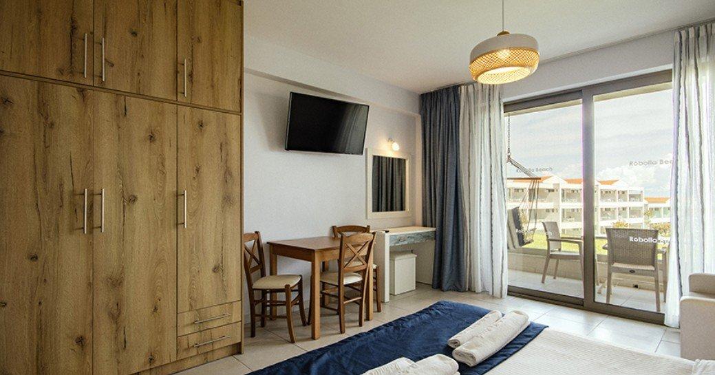 Hotel Robolla Beach Aparthotel