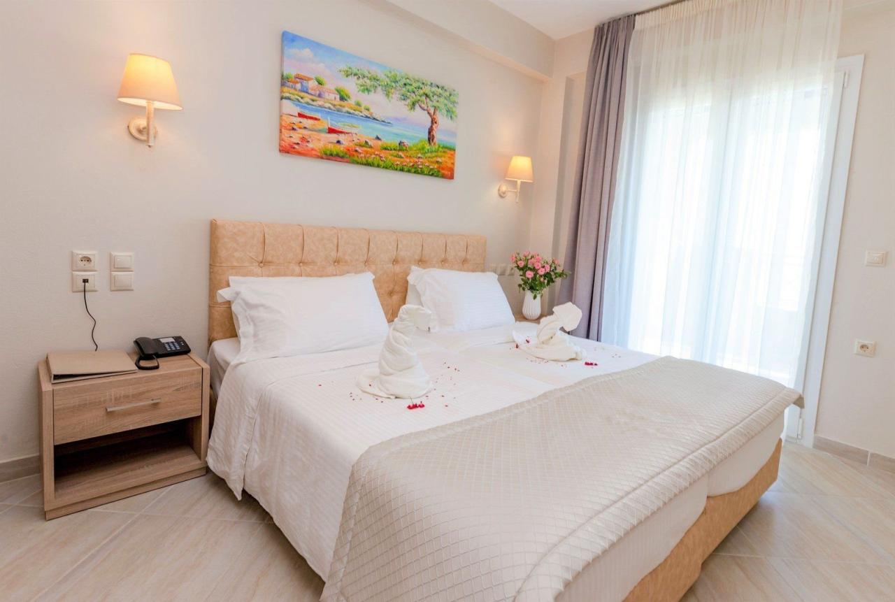 Hotel Robolla Beach Aparthotel