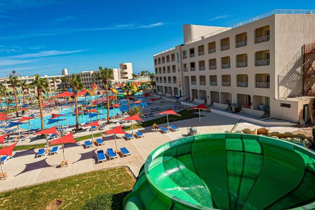  Titanic Resort & Aqua Park