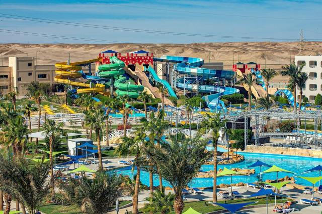  Titanic Resort & Aqua Park