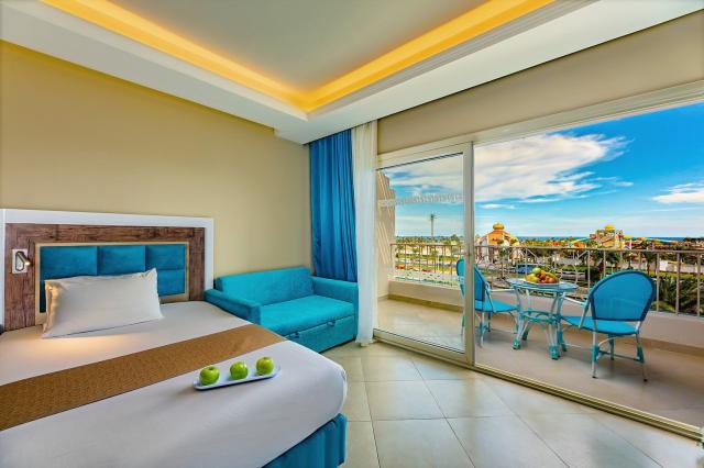  Titanic Resort & Aqua Park