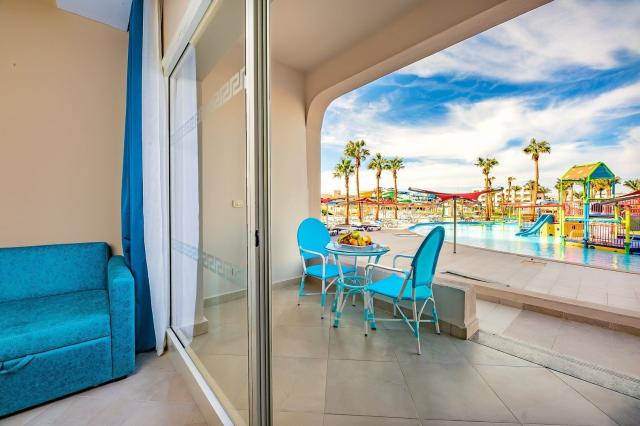  Titanic Resort & Aqua Park